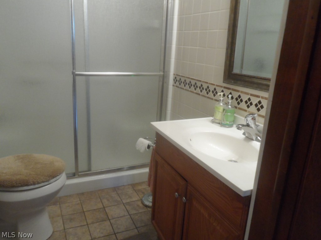 5247 North Ridge Road East Ashtabula, OH 44004 - Photo 23 of 32