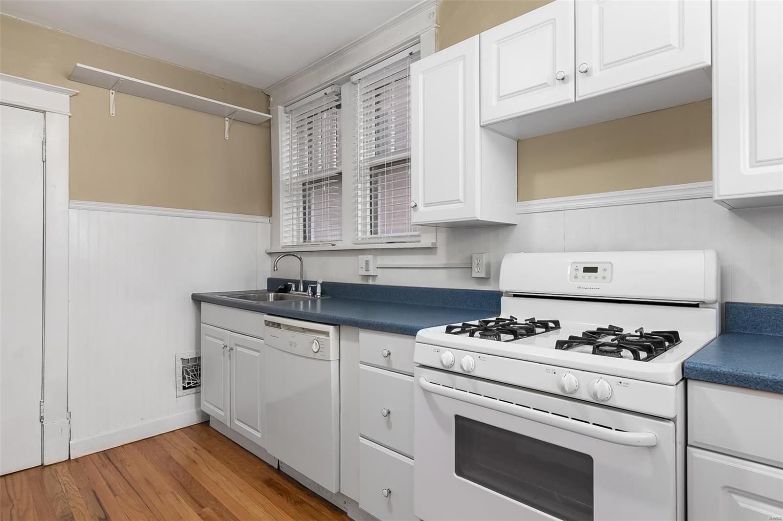 5505 Rhodes Avenue St. Louis, MO 63109 - Photo 16 of 23 Gallery Image 16
