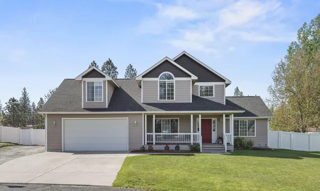 $529,900 | 3916 East Tanager Lane, Mead, WA 99021