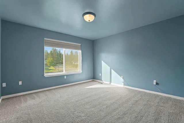 $529,900 | 3916 East Tanager Lane, Mead, WA 99021