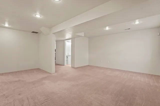 $529,900 | 3916 East Tanager Lane, Mead, WA 99021