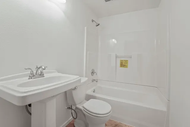 $529,900 | 3916 East Tanager Lane, Mead, WA 99021