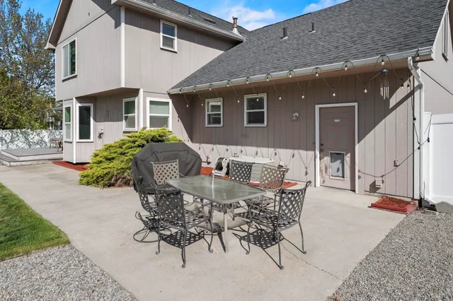 $529,900 | 3916 East Tanager Lane, Mead, WA 99021