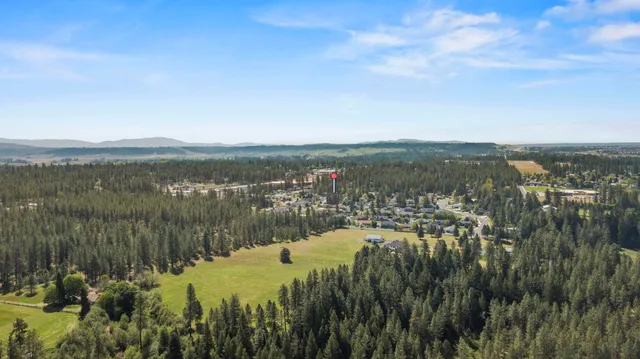 $529,900 | 3916 East Tanager Lane, Mead, WA 99021