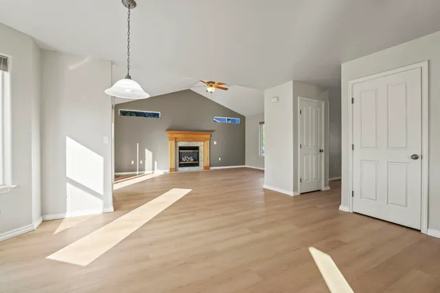 $529,900 | 3916 East Tanager Lane, Mead, WA 99021