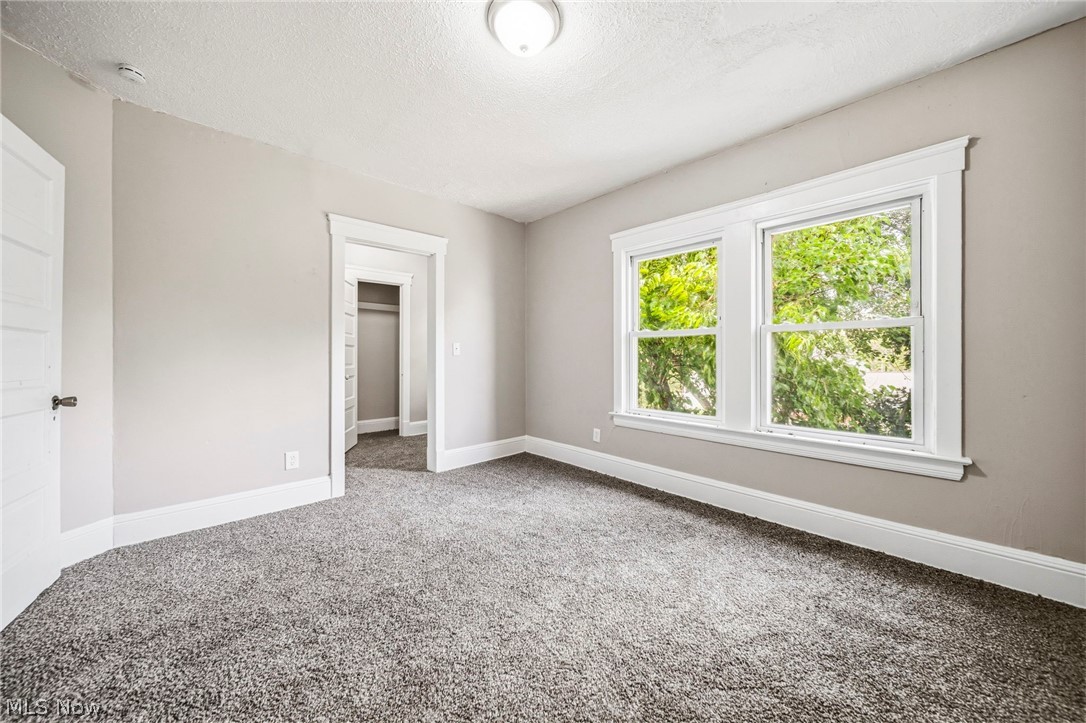 1637 Holyrood Road Cleveland, OH 44106 - Photo 30 of 50