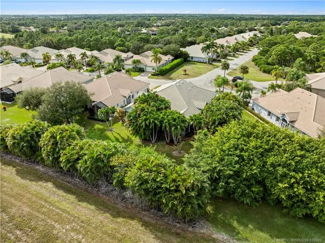 $435,000 | 671 Northwest Red Pine Way, Jensen Beach, FL 34957