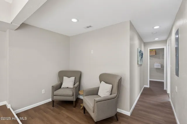 $359,900 | 1607 Dellaire Drive, Elizabeth City, NC 27909