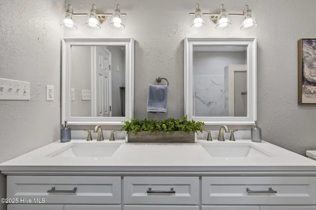 $359,900 | 1607 Dellaire Drive, Elizabeth City, NC 27909