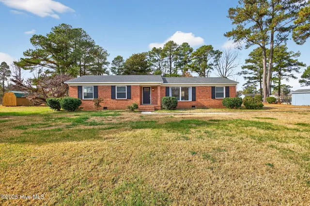 $359,900 | 1607 Dellaire Drive, Elizabeth City, NC 27909