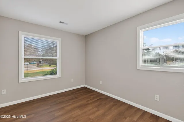 $359,900 | 1607 Dellaire Drive, Elizabeth City, NC 27909