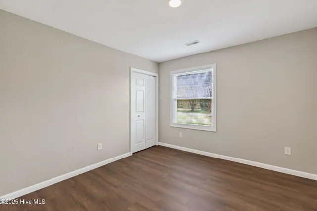 $359,900 | 1607 Dellaire Drive, Elizabeth City, NC 27909