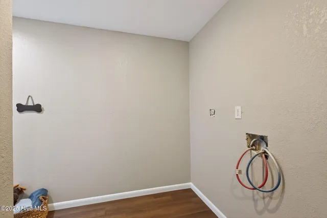 $359,900 | 1607 Dellaire Drive, Elizabeth City, NC 27909