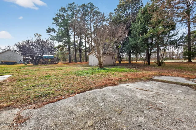 $359,900 | 1607 Dellaire Drive, Elizabeth City, NC 27909