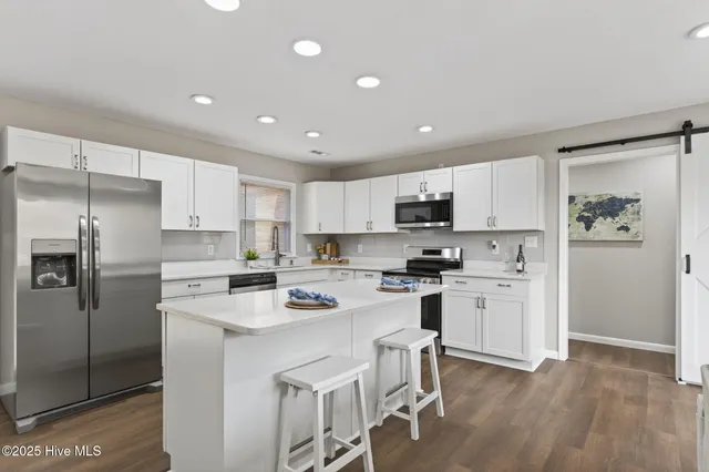 $359,900 | 1607 Dellaire Drive, Elizabeth City, NC 27909