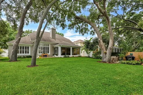 $700,000 | 6011 Williamsburg Way, Tampa, FL 33625