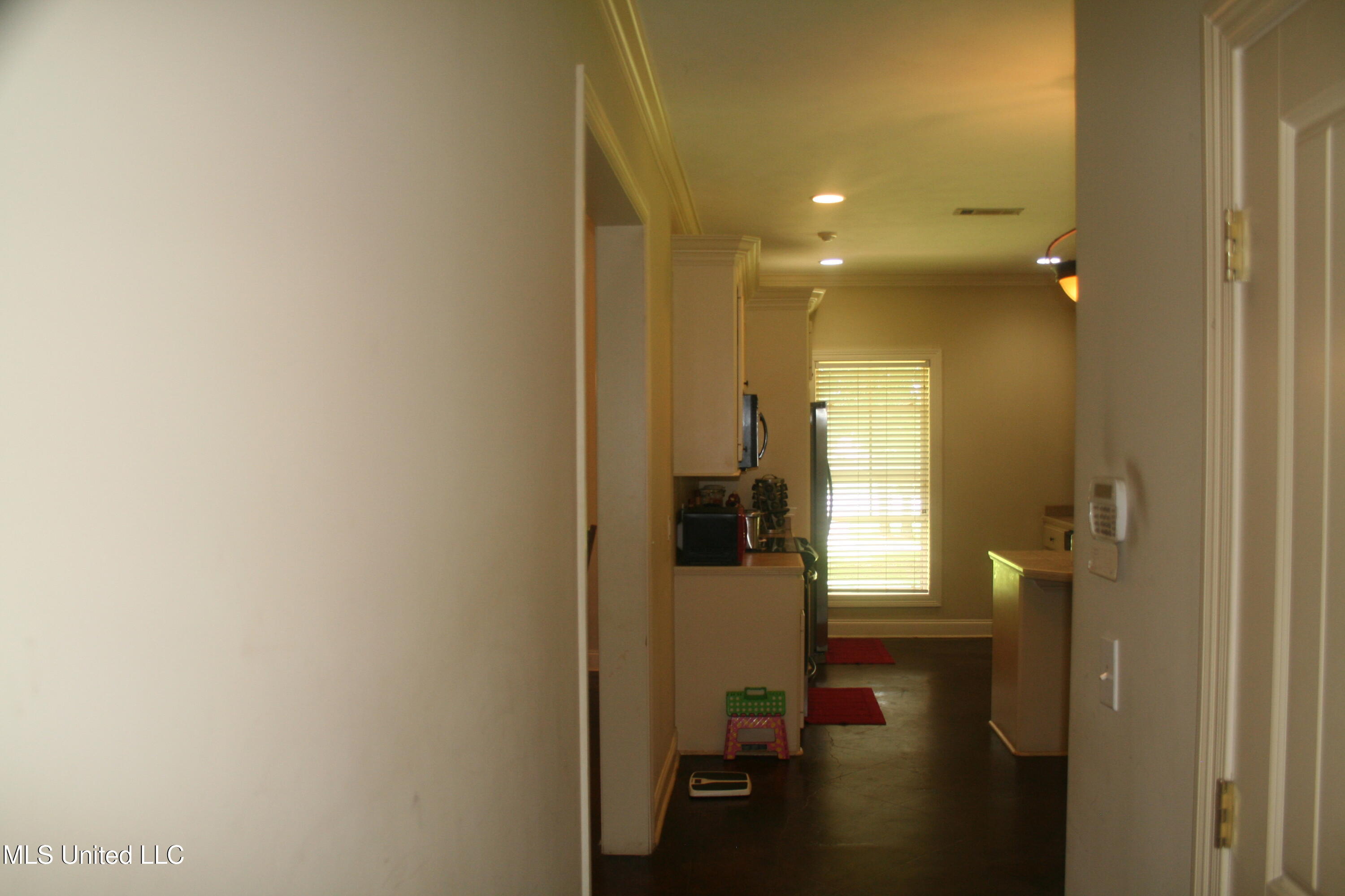 304 Whitetail Court Florence, MS 39073 - Photo 11 of 17 IMG_2353