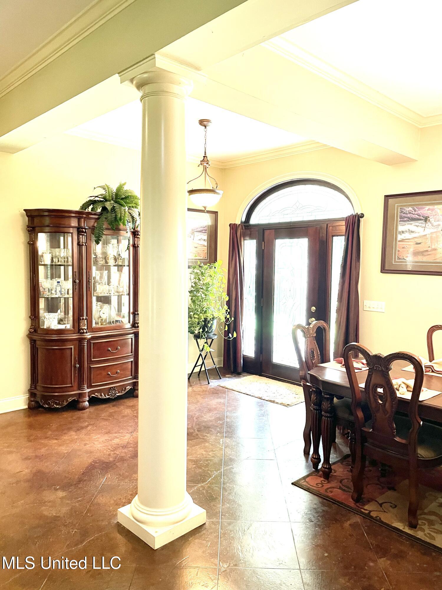 304 Whitetail Court Florence, MS 39073 - Photo 11 of 18 foyer combo