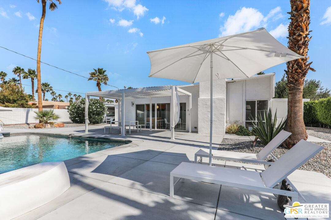 971 East Alexander Way Palm Springs, CA 92262 - Photo 33 of 54