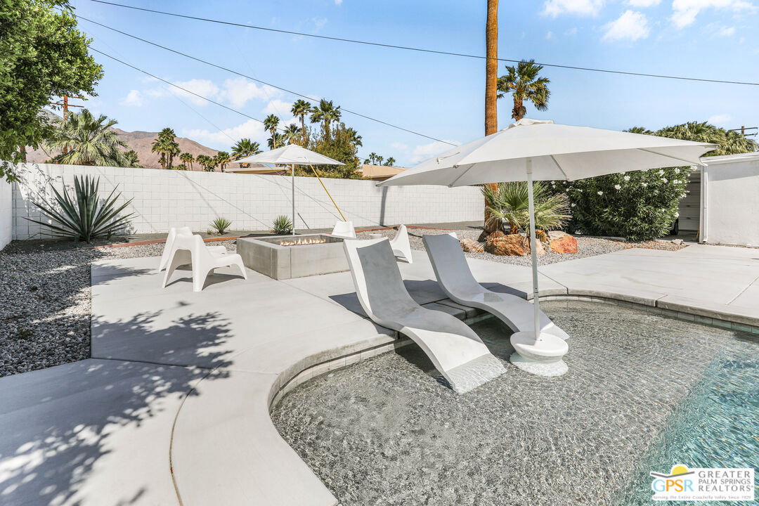 971 East Alexander Way Palm Springs, CA 92262 - Photo 36 of 54
