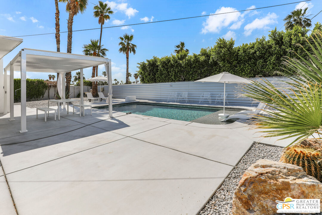 971 East Alexander Way Palm Springs, CA 92262 - Photo 39 of 54