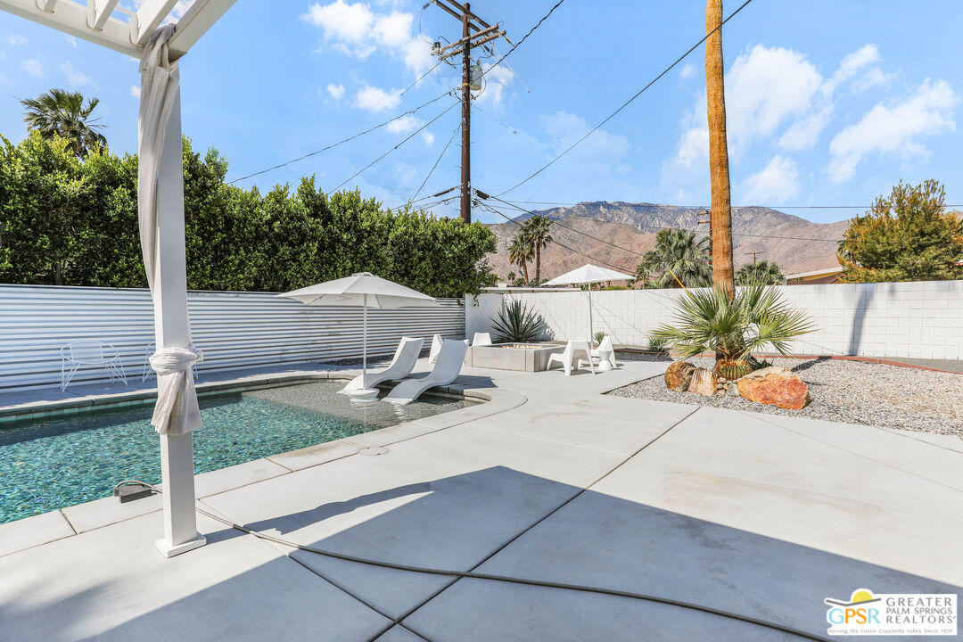 971 East Alexander Way Palm Springs, CA 92262 - Photo 40 of 54