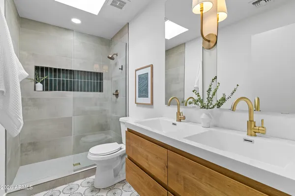 $750,000 | 5508 East Cambridge Avenue, Phoenix, AZ 85008