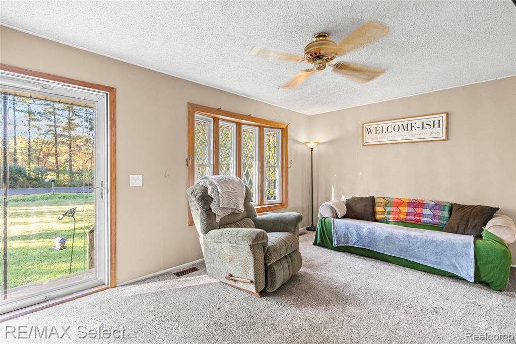 6393 East Frances Road Mount Morris, MI 48458 - Photo 11 of 37