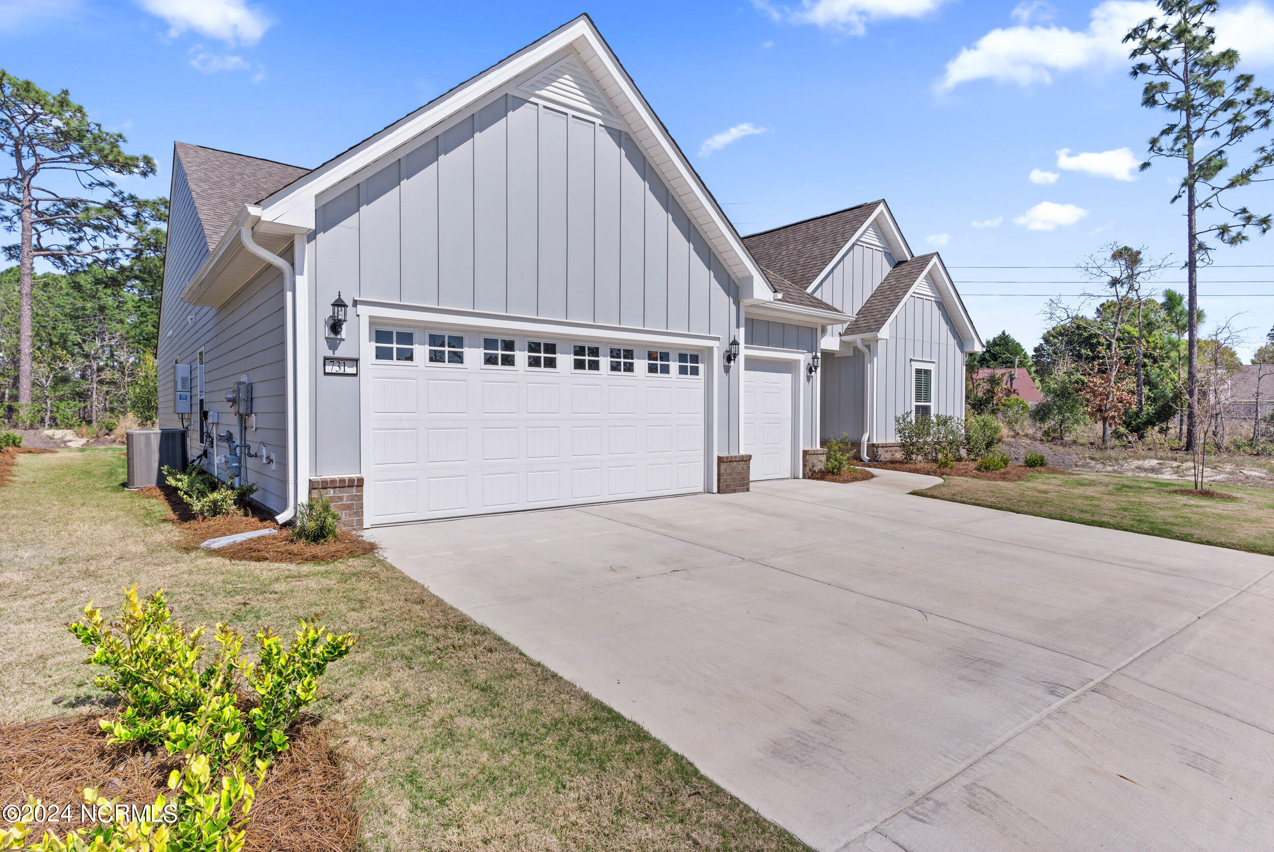 731 Craddock Drive Wilmington, NC 28412 - Photo 3 of 57 731CraddockDr00003_731 Craddock Dr