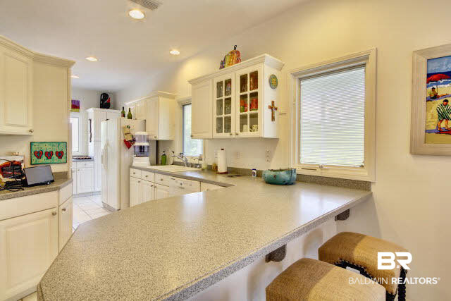33267 River Road Orange Beach, AL 36561 - Photo 16 of 26 Kitchen3