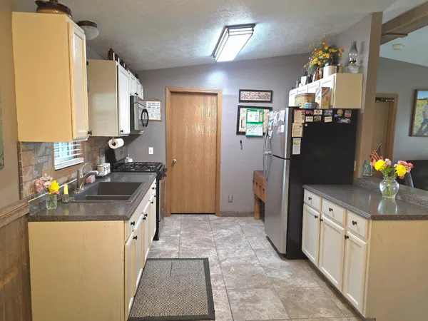 $229,900 | 112 Maple Street, Vevay, IN 47043