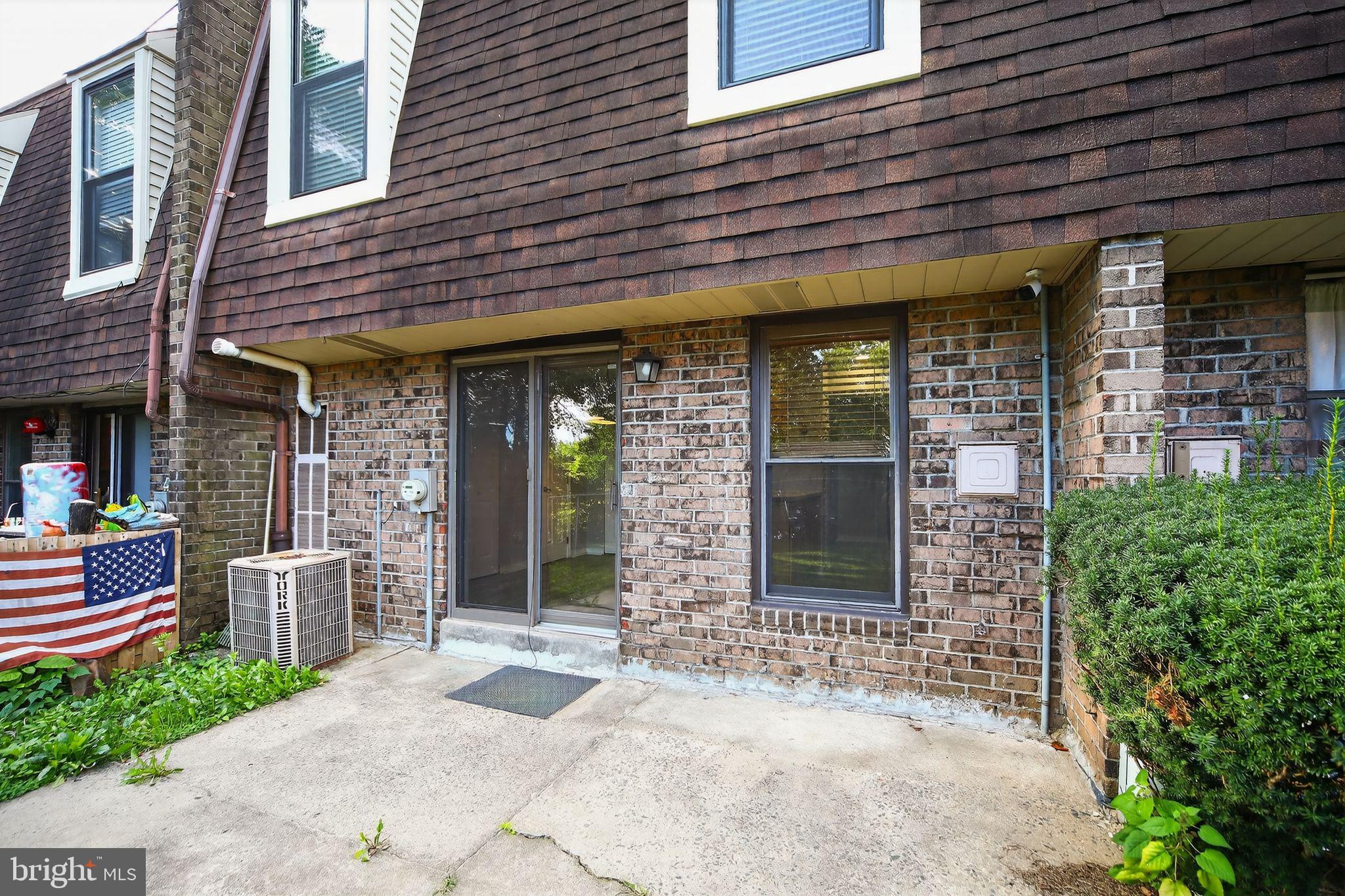 11819 Academy Road, Unit A6/19B Philadelphia, PA 19154 - Photo 27 of 30 Rear Patio