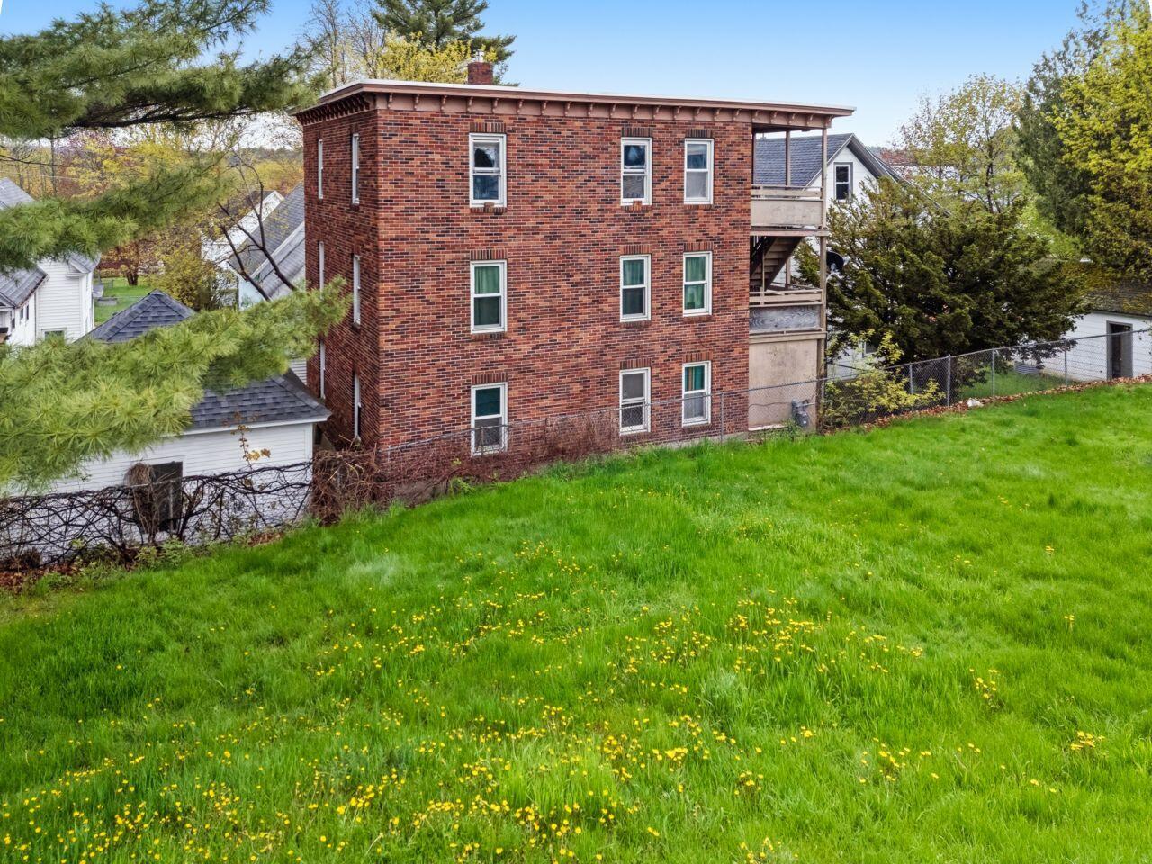 14 Kendall Street Augusta, ME 04330 - Photo 2 of 25 Exterior