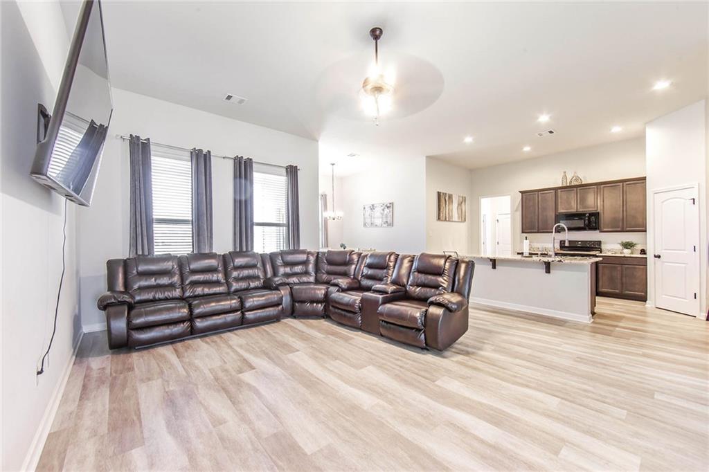 275 Shadow Pointe Road Thibodaux, LA 70301 - Photo 4 of 13 Gallery Image 4