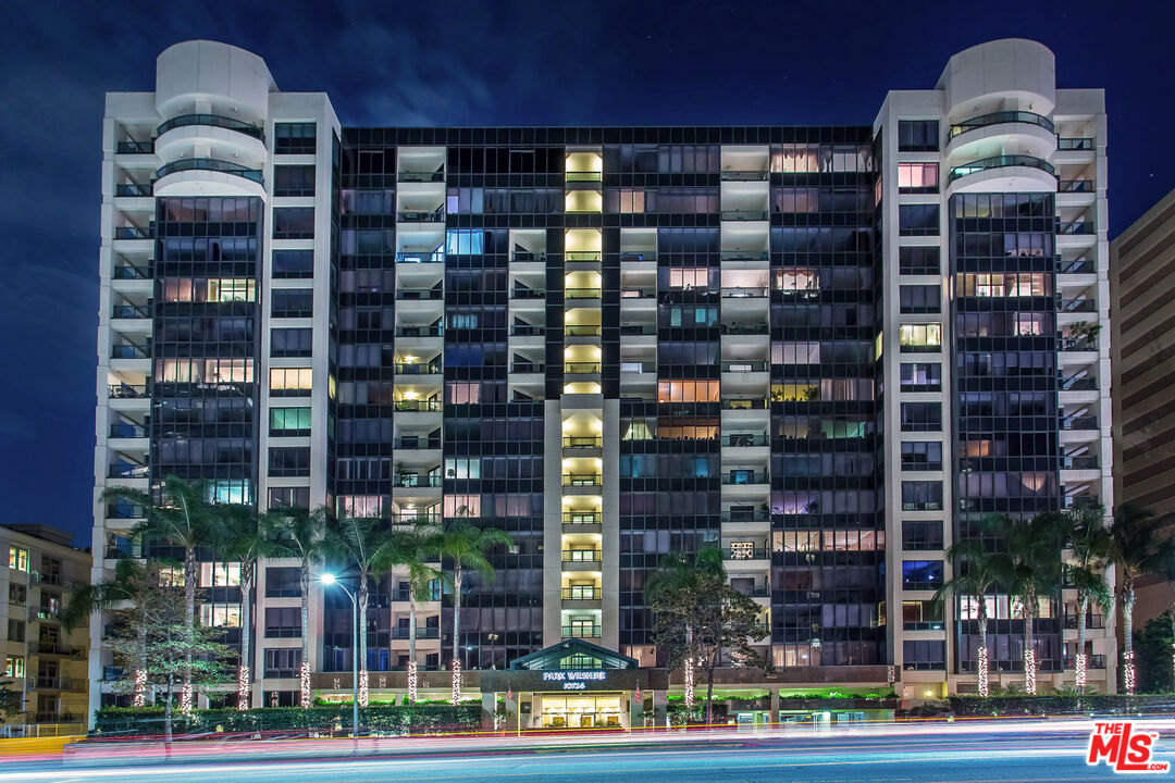 10724 Wilshire Boulevard, Unit 1005 Los Angeles, CA 90024 - Photo 44 of 45 a front view of a building