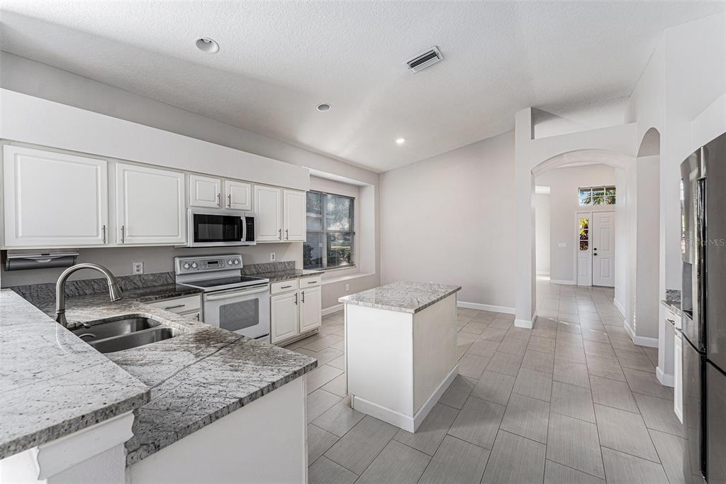 3316 Stonebridge Trail Valrico, FL 33596 - Photo 8 of 25