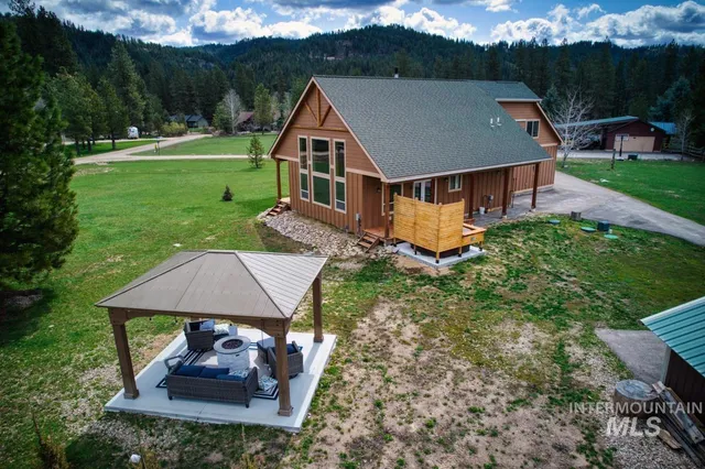 $709,900 | 3 Boone Road, Garden Valley, ID 83622