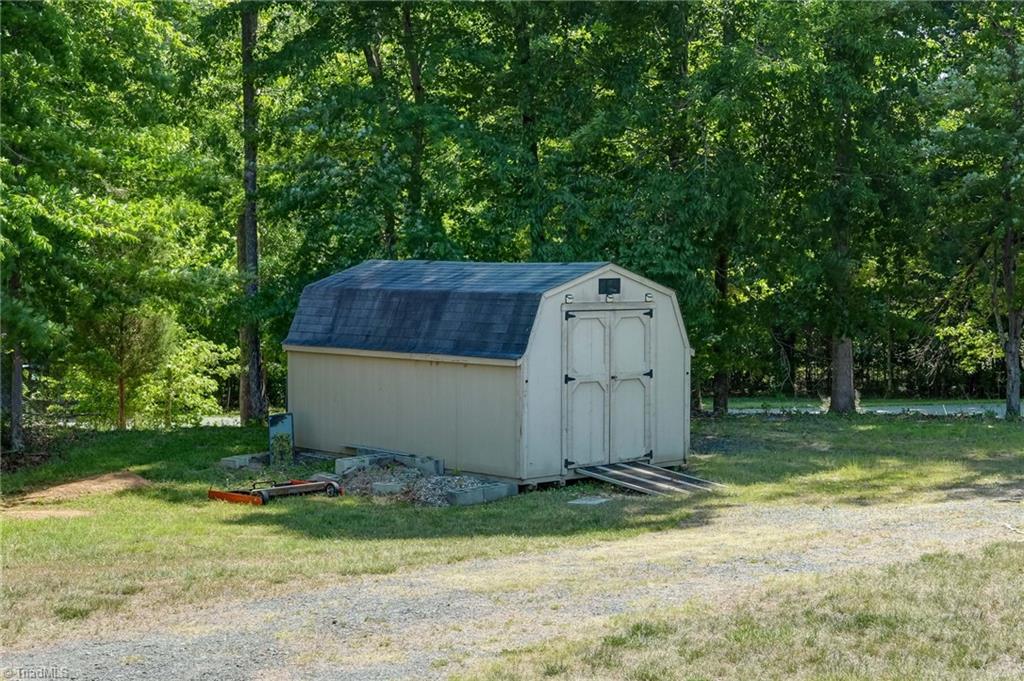 1153 Town Creek Road Eden, NC 27288 - Photo 48 of 49