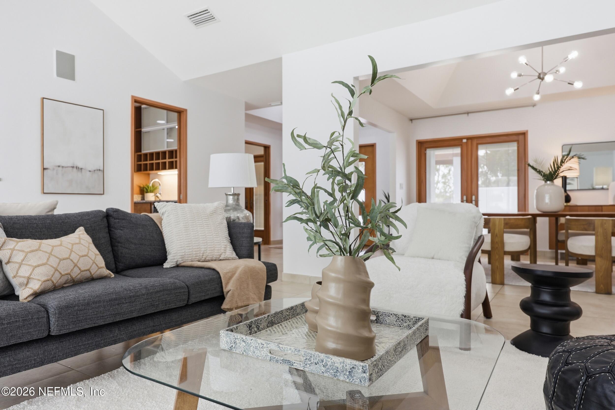 8071 Pine Lake Road Jacksonville, FL 32256 - Photo 16 of 79 the real estateographers_010