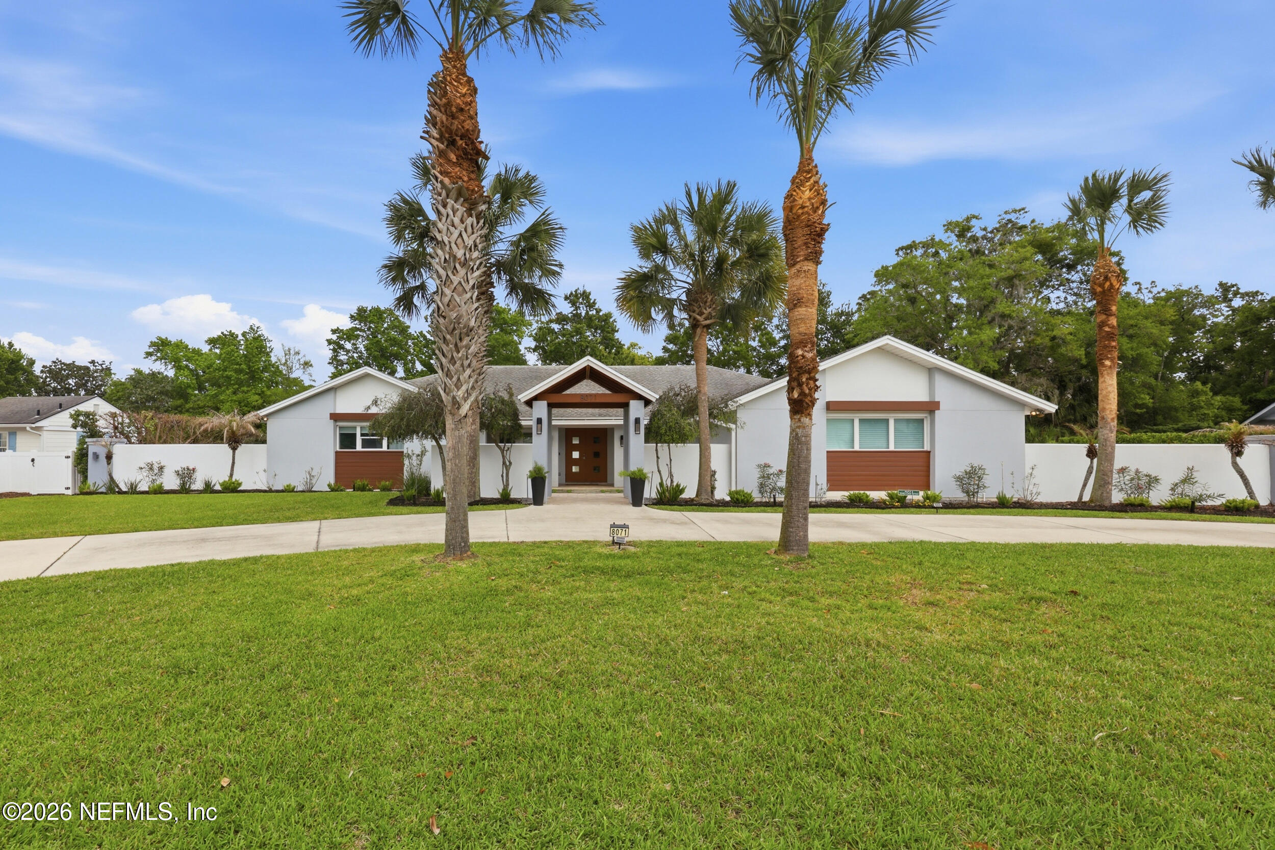 8071 Pine Lake Road Jacksonville, FL 32256 - Photo 3 of 79 the real estateographers_085