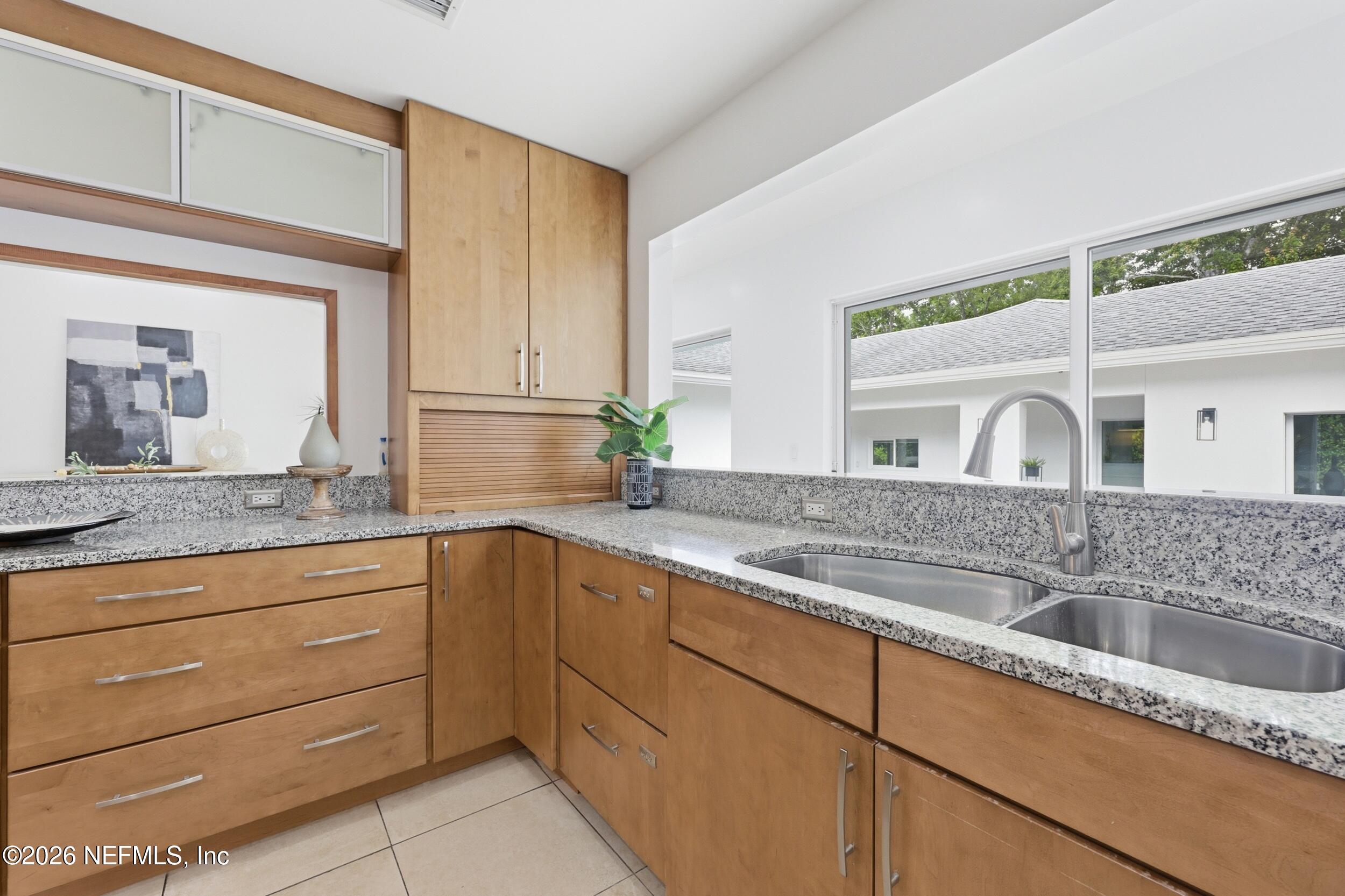 8071 Pine Lake Road Jacksonville, FL 32256 - Photo 31 of 79 the real estateographers_017