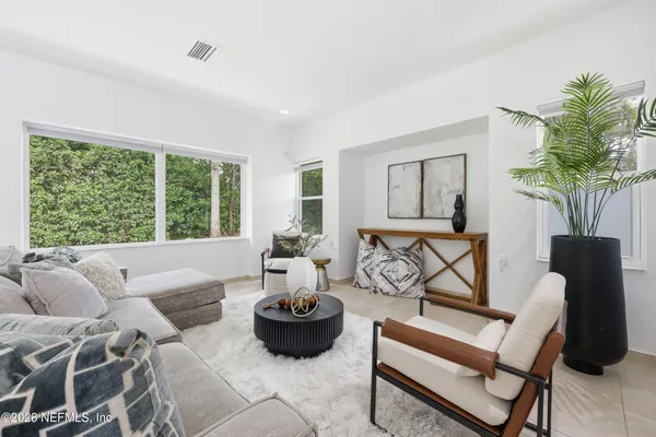 $1,250,000 | 8071 Pine Lake Road, Jacksonville, FL 32256