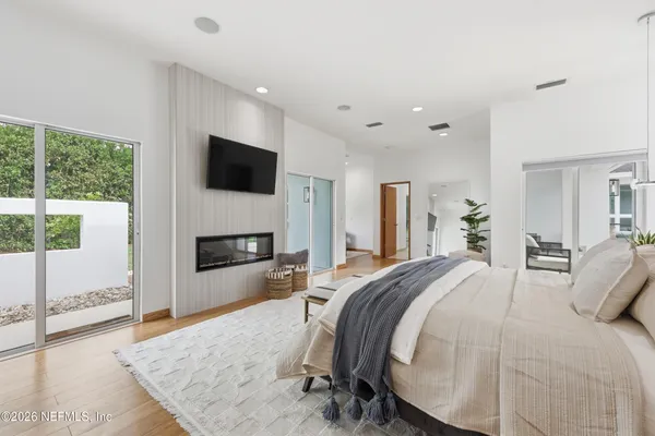 $1,250,000 | 8071 Pine Lake Road, Jacksonville, FL 32256