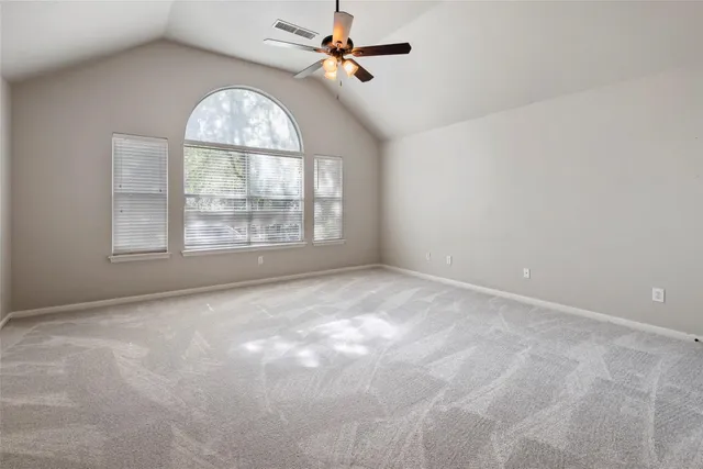 $2,990 | 35 North York Gate Court, The Woodlands, TX 77382