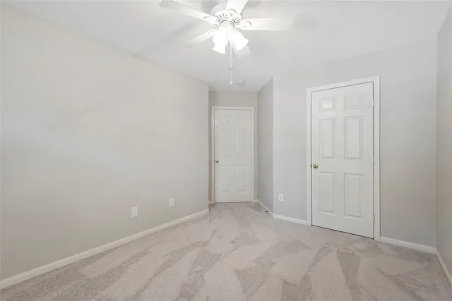 $2,990 | 35 North York Gate Court, The Woodlands, TX 77382