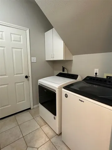 $2,990 | 35 North York Gate Court, The Woodlands, TX 77382