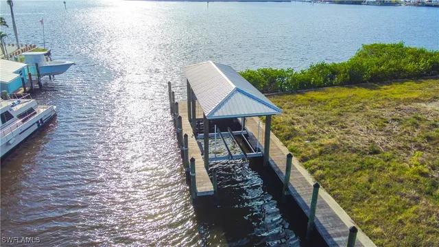 $445,000 | 2639 2nd Street, Cape Coral, FL 33993