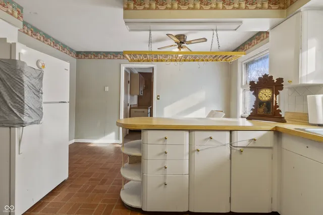 $300,000 | 8743 Washington Blvd E Drive, Indianapolis, IN 46240