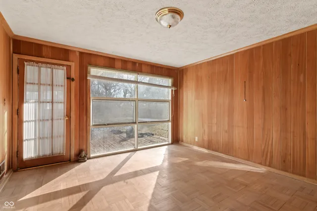 $300,000 | 8743 Washington Blvd E Drive, Indianapolis, IN 46240