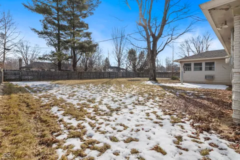 $300,000 | 8743 Washington Blvd E Drive, Indianapolis, IN 46240